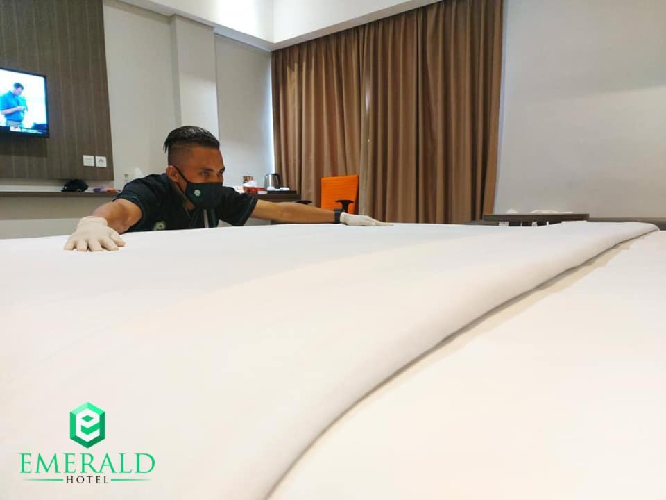 Emerald Hotel ティミカ エクステリア 写真